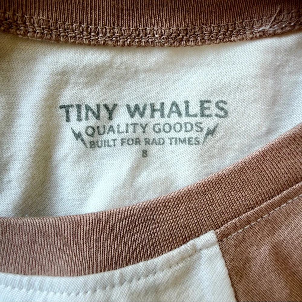 Tiny Whales RARE Raglan shirt with snake Size 8 100% cotton‎